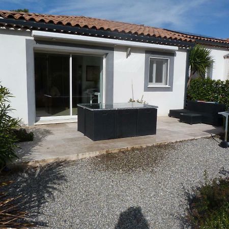 Les Cigales Apartment Alleins Bagian luar foto